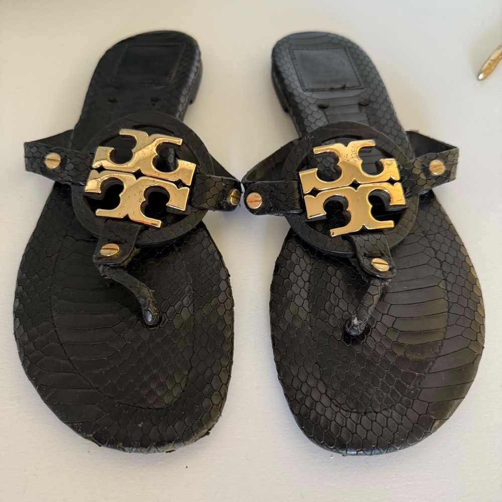 TORY BURCH MILLER SNAKE SANDAL’S BLACK